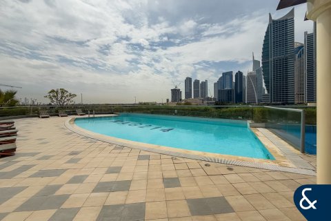 Apartment in Jumeirah Lake Towers, Dubai 1 bedroom, 67 sq.m. № 76541 - photo 14