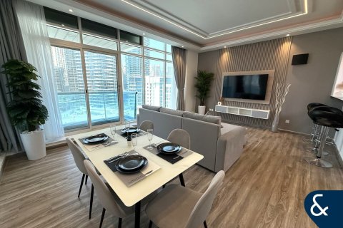 Apartment in Dubai Marina, Dubai 2 bedrooms, 144 sq.m. № 76552 - photo 1