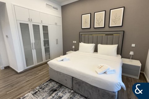 Apartment in Dubai Marina, Dubai 2 bedrooms, 144 sq.m. № 76552 - photo 13