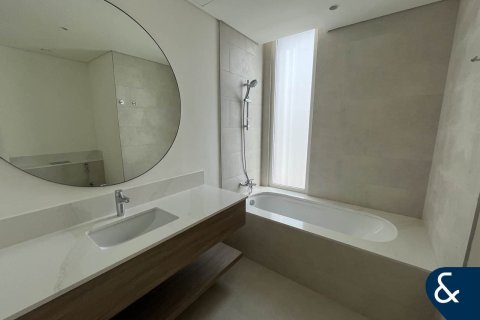 Villa in The Valley, Dubai 3 bedrooms, 177 sq.m. № 76543 - photo 5