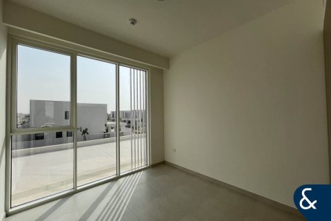 Villa in The Valley, Dubai 3 bedrooms, 177 sq.m. № 76543 - photo 13