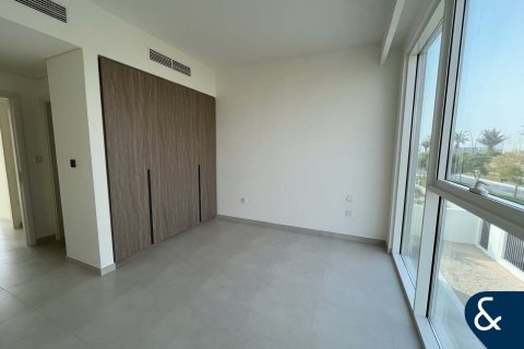 Villa in The Valley, Dubai 3 bedrooms, 177 sq.m. № 76543 - photo 11