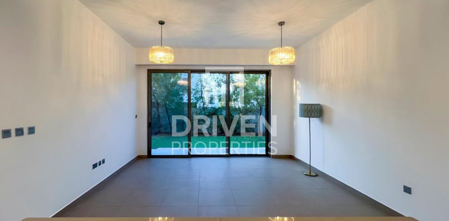 Villa in Sidra Villas, Dubai Hills Estate, Dubai 4 bedrooms, 468.51 sq.m. № 135440