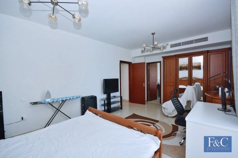 Apartment in Rimal, Jumeirah Beach Residence, Dubai 2 bedrooms, 120 sq.m. № 103854 - photo 11