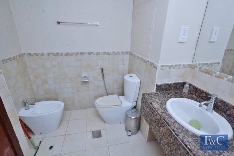 Apartment in Rimal, Jumeirah Beach Residence, Dubai 2 bedrooms, 120 sq.m. № 103854 - photo 4