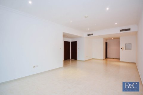 Apartment in Dubai Marina, Dubai 2 bedrooms, 111 sq.m. № 103856 - photo 17