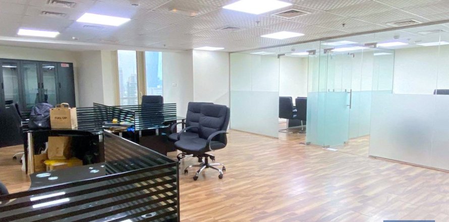 Office in Jumeirah Lake Towers, Dubai 107 sq.m. № 103853