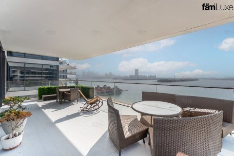 Apartment in Palm Jumeirah, Dubai 3 bedrooms, 268.1 sq.m. № 139739