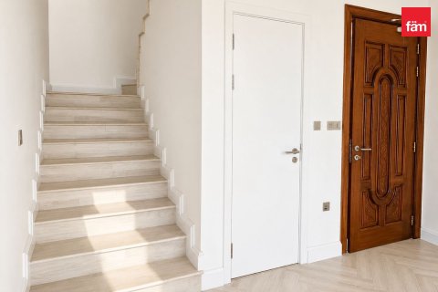 Villa in Palm Jumeirah, Dubai 5 bedrooms, 270.9 sq.m. № 139738 - photo 5