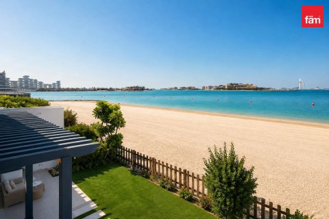 Villa in Palm Jumeirah, Dubai 5 bedrooms, 270.9 sq.m. № 139738 - photo 4