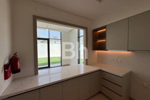 Снять в аренду таунхаус в Al Furjan, Дубай: 4 спальни, 373м², № 22181 - фото 5