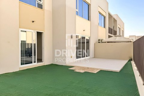 Apartment in EMAAR South, Dubai South (Dubai World Central), Dubai 3 bedrooms, 222 sq.m. № 86954 - photo 11
