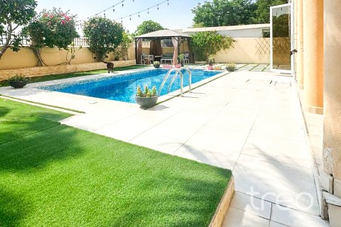 فيلا في فيلات, دبي 5 غرف نوم , 380.9 م² رقم 120156 - صورة 11