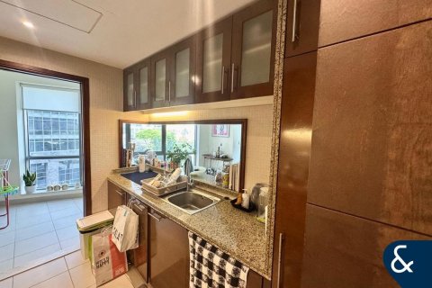 Apartment in Downtown Dubai (Downtown Burj Dubai), Dubai 2 bedrooms, 145 sq.m. № 75311 - photo 7