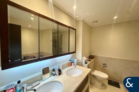 Apartment in Downtown Dubai (Downtown Burj Dubai), Dubai 2 bedrooms, 145 sq.m. № 75311 - photo 13