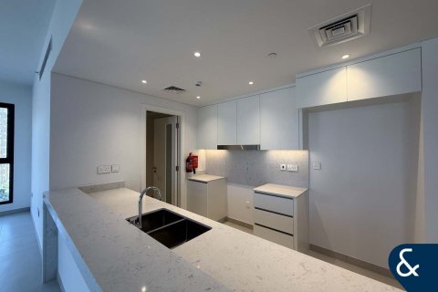 Купить квартиру в Madinat Jumeirah Living, Умм-Сукейм, Дубай: 3 спальни, 175м², № 75313 - фото 2