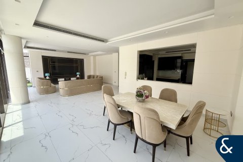 Villa in DAMAC Hills (Akoya by DAMAC), Dubai 5 bedrooms, 457 sq.m. № 76148 - photo 1