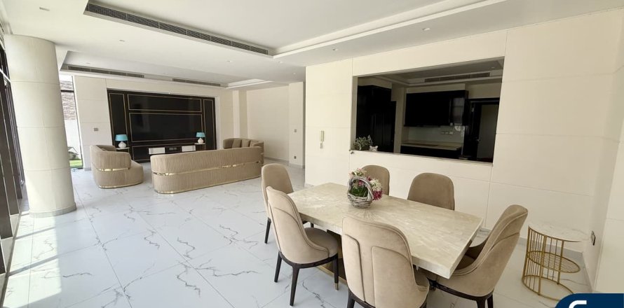 Villa in DAMAC Hills (Akoya by DAMAC), Dubai 5 bedrooms, 457 sq.m. № 76148