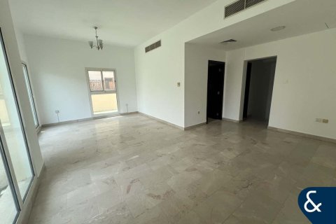Villa à Jumeirah Village Circle, Dubai, 3 chambres, 336 m², № 76149 - photo 4
