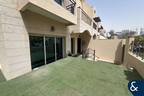 Villa à Jumeirah Village Circle, Dubai, 3 chambres, 336 m², № 76149 - photo 2