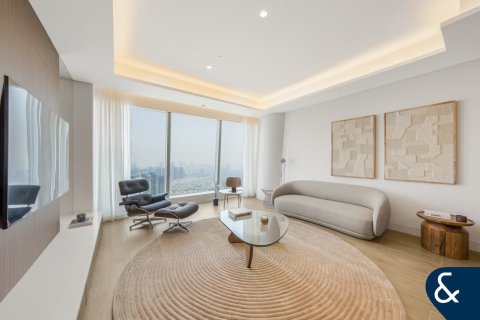 Apartment in Jumeirah Lake Towers, Dubai 1 bedroom, 98 sq.m. № 76160 - photo 1