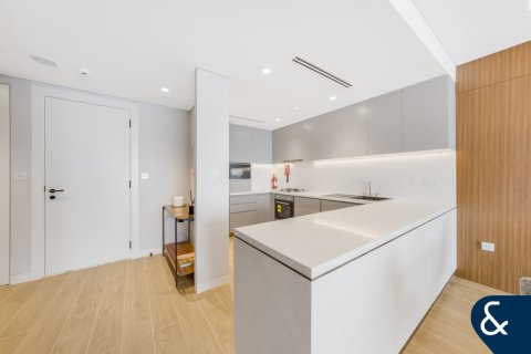 Apartment in Jumeirah Lake Towers, Dubai 1 bedroom, 98 sq.m. № 76160 - photo 7