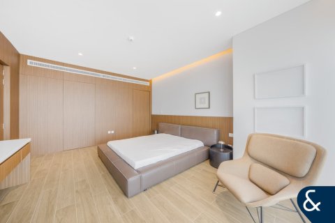 Apartment in Jumeirah Lake Towers, Dubai 1 bedroom, 98 sq.m. № 76160 - photo 9