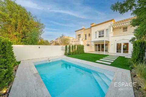 Villa in Springs 10, The Springs, Dubai 3 bedrooms, 228 sq.m. № 61532 - photo 1