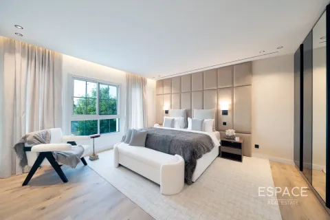 Villa in Springs 10, The Springs, Dubai 3 bedrooms, 228 sq.m. № 61532 - photo 8