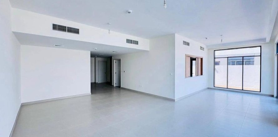 Villa in Dubai 5 bedrooms, 371.4 sq.m. № 139094