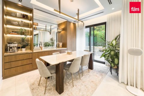 Купить виллу в Аль-Барше, Дубай: 4 спальни, 354м², № 89270 - фото 10