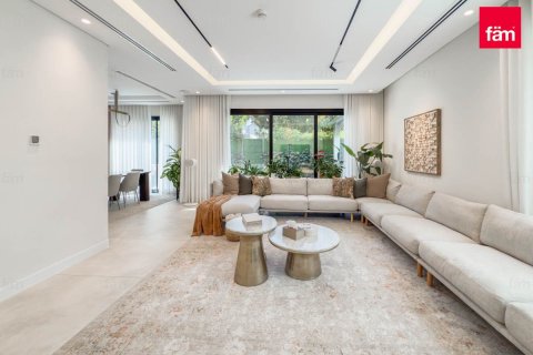 Купить виллу в Аль-Барше, Дубай: 4 спальни, 354м², № 89270 - фото 9