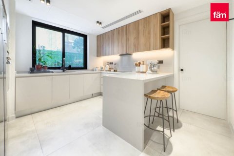 Купить виллу в Аль-Барше, Дубай: 4 спальни, 354м², № 89270 - фото 11