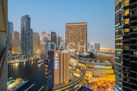 Apartamento en Silverene, Dubai Marina, Dubai, 2 dormitorios, 99 m², № 105324