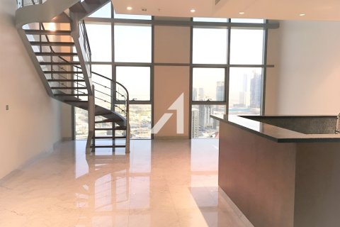 منزل ذو طابقين في Central Park Tower, DIFC, دبي 2 غرف نوم, 150.6 م² رقم 42484 - صورة 1
