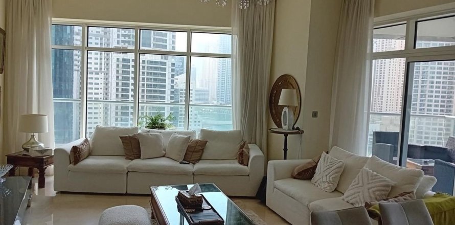 Apartment in Dubai Marina, Dubai 3 bedrooms, 216.3 sq.m. № 40525