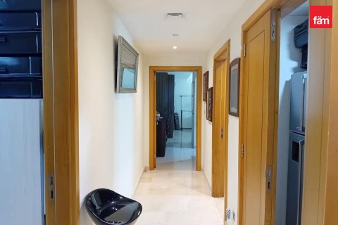 Apartment in Dubai Marina, Dubai 3 bedrooms, 216.3 sq.m. № 40525 - photo 10