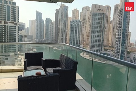 Apartment in Dubai Marina, Dubai 3 bedrooms, 216.3 sq.m. № 40525 - photo 1