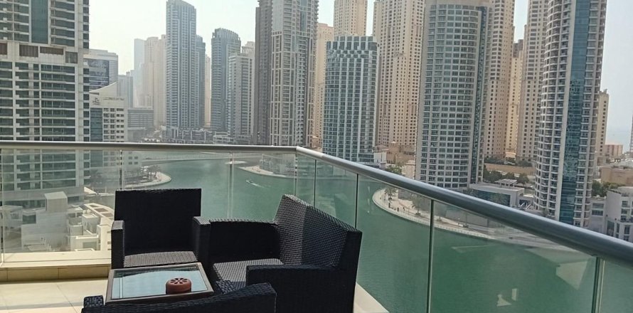 Apartment in Dubai Marina, Dubai 3 bedrooms, 216.3 sq.m. № 40525