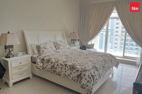 Apartment in Dubai Marina, Dubai 3 bedrooms, 216.3 sq.m. № 40525 - photo 4