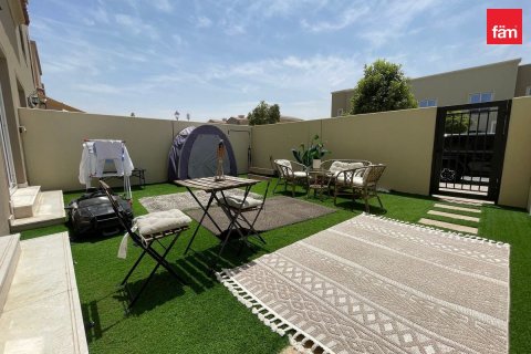 Maison de ville à Dubai, 2 chambres, 165.8 m², № 16487 - photo 1