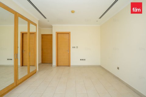 فيلا في دبي 4 غرف نوم, 769.8 م² رقم 16498 - صورة 17