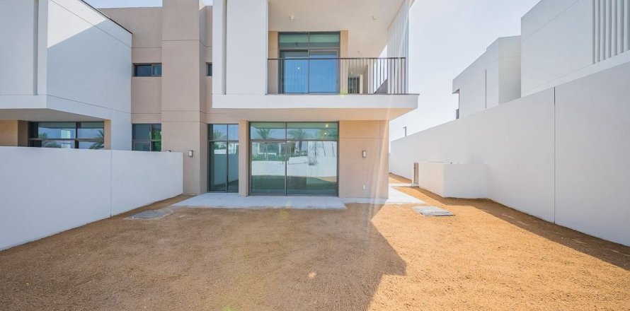 Villa in Al Furjan, Dubai 4 bedrooms, 360 sq.m. № 137900