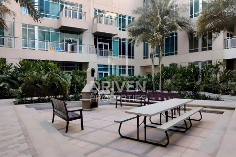 Apartamento en The Lofts, Downtown Dubai (Downtown Burj Dubai), Dubai, 1 dormitorio, 69.21 m², № 140561 - foto 12