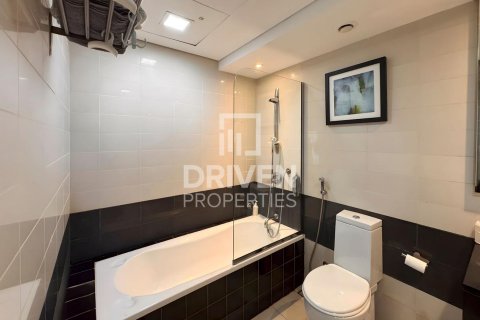 Apartamento en The Lofts, Downtown Dubai (Downtown Burj Dubai), Dubai, 1 dormitorio, 69.21 m², № 140561 - foto 8