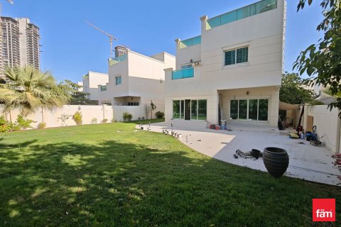 Villa in Dubai 4 bedrooms, 501.5 sq.m. № 110907 - photo 13