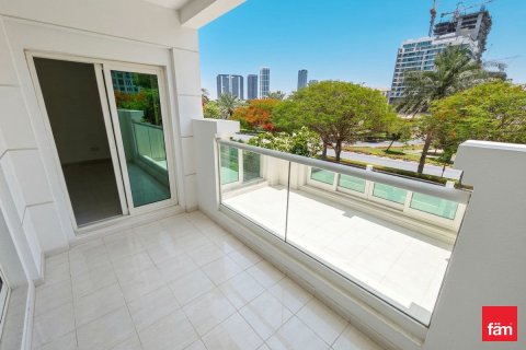 Villa in Dubai 4 bedrooms, 501.5 sq.m. № 110907 - photo 16