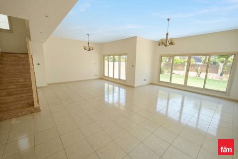 Villa in Dubai 4 bedrooms, 501.5 sq.m. № 110907 - photo 10