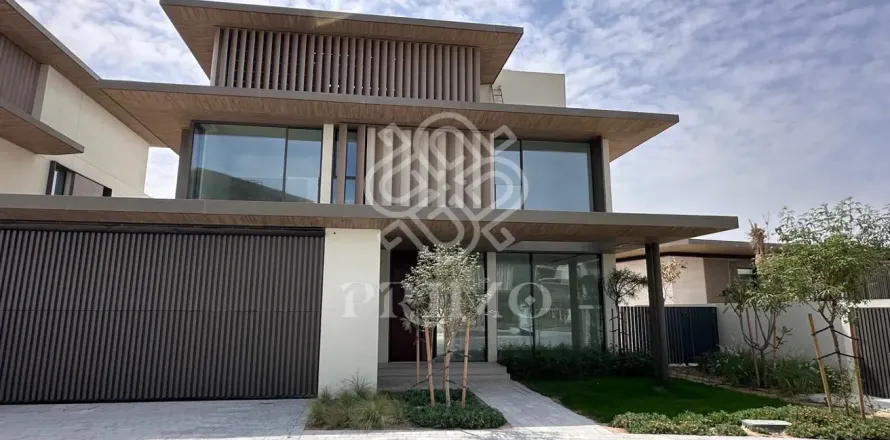 Villa en Dubai, 4 dormitorios, 567 m², № 110908
