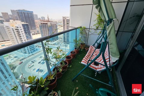 Apartamento en Dubai Sports City, Dubai, 2 dormitorios, 118.2 m², № 110906 - foto 2